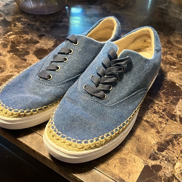 UGG Shoes - Ugg 🤩